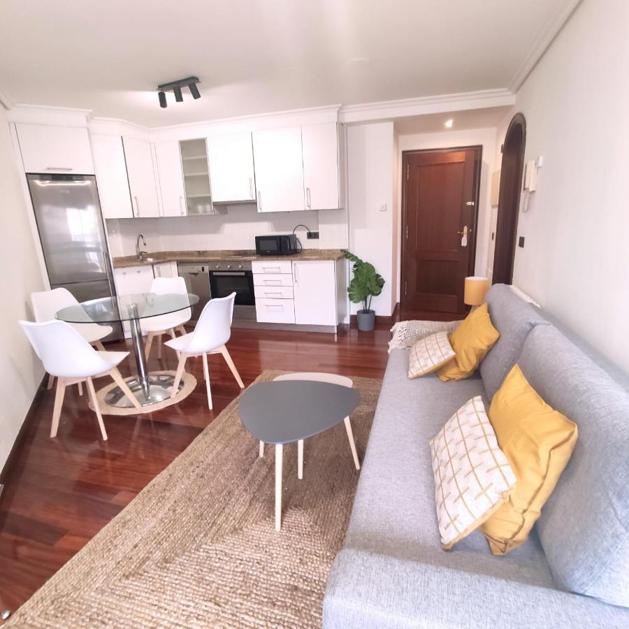 Espectacular Apartamento Olivico Con Parking Vigo Exterior photo